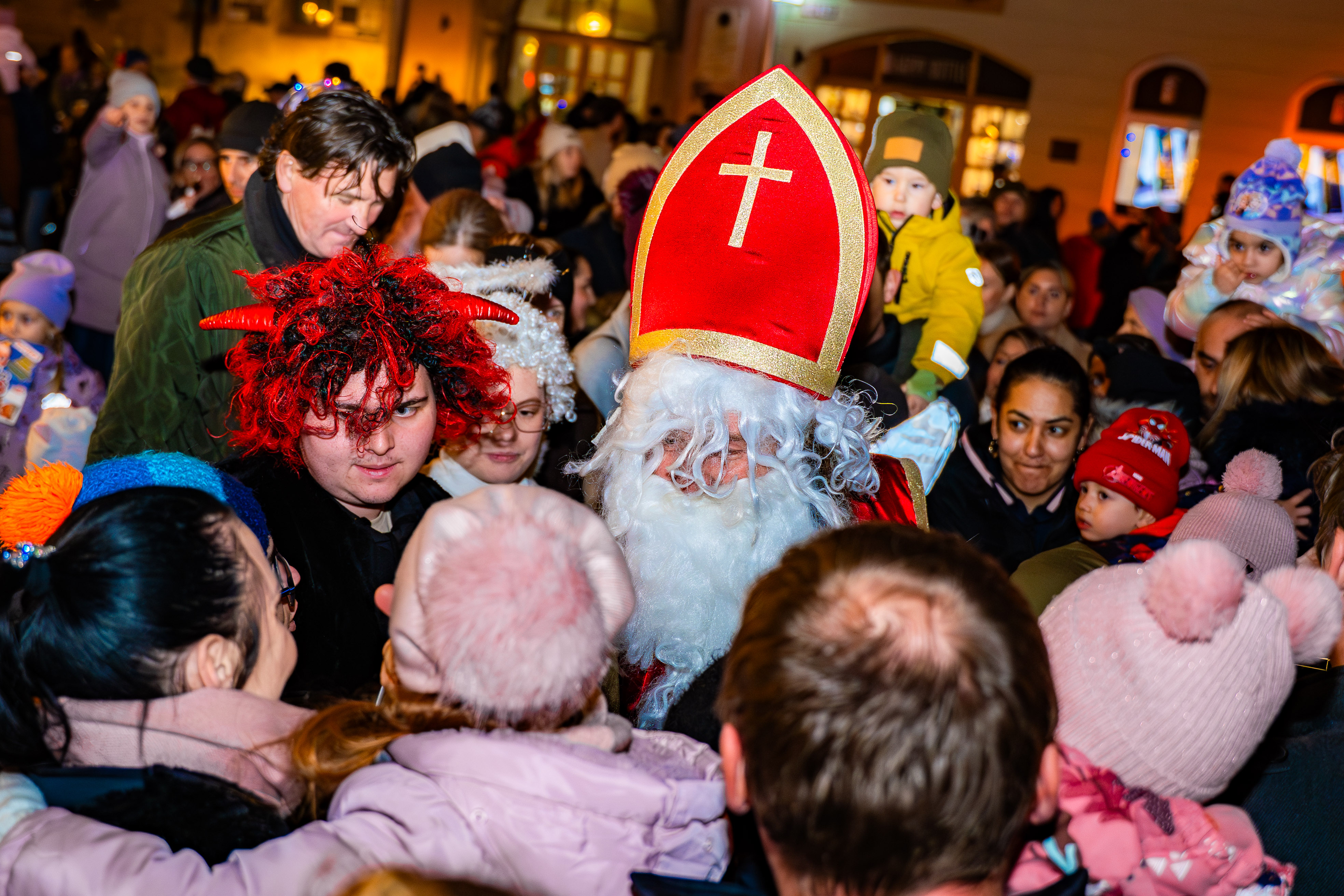 Kosicke rozpravkove Vianoce - Mikulas na Hlavnej-29